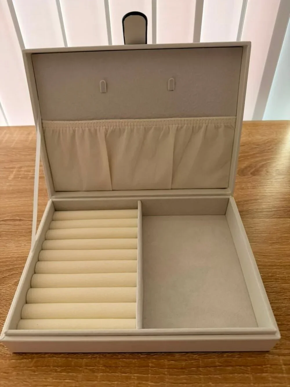 Radley London White Faux Leather Jewelry Travel Organizer Case